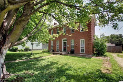 Tiny photo for 2814 Hampshire Street, Quincy, IL 62301 (MLS # 12651871)