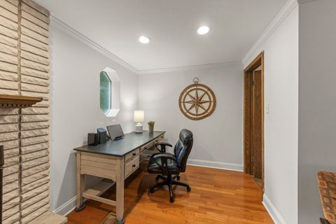 Tiny photo for 188 S Ellyn Avenue, Glen Ellyn, IL 60137 (MLS # 12641447)