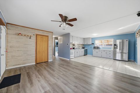 Tiny photo for 728 Farragut Avenue, Romeoville, IL 60446 (MLS # 12568783)