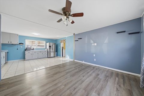 Tiny photo for 728 Farragut Avenue, Romeoville, IL 60446 (MLS # 12568783)