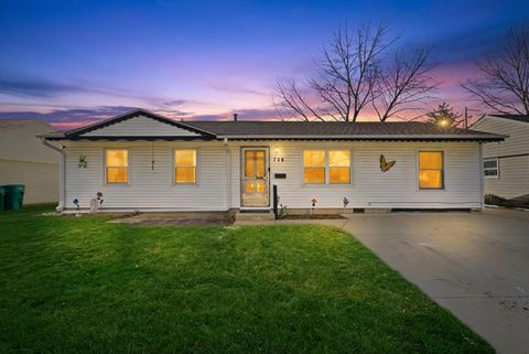 Tiny photo for 728 Farragut Avenue, Romeoville, IL 60446 (MLS # 12568783)