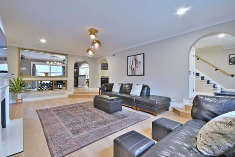 Tiny photo for 5 N Tower Road, Oak Brook, IL 60523 (MLS # 12487780)
