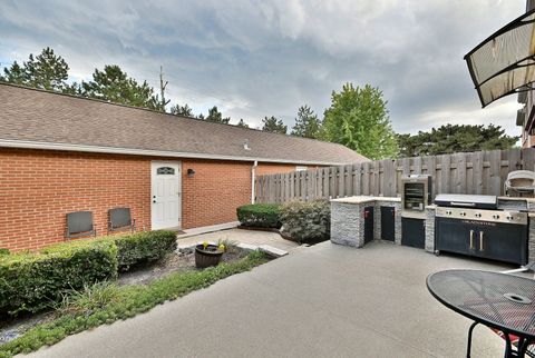 Tiny photo for 5 N Tower Road, Oak Brook, IL 60523 (MLS # 12487780)