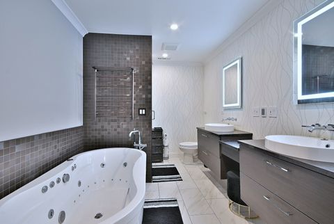 Tiny photo for 5 N Tower Road, Oak Brook, IL 60523 (MLS # 12487780)