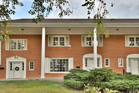 Tiny photo for 5 N Tower Road, Oak Brook, IL 60523 (MLS # 12487780)
