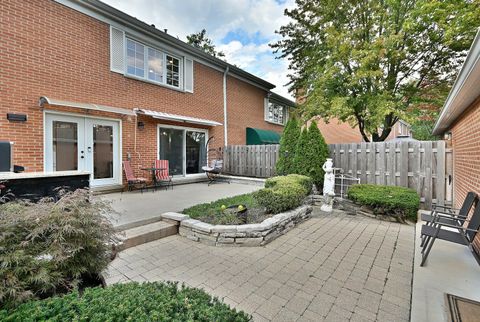 Tiny photo for 5 N Tower Road, Oak Brook, IL 60523 (MLS # 12487780)
