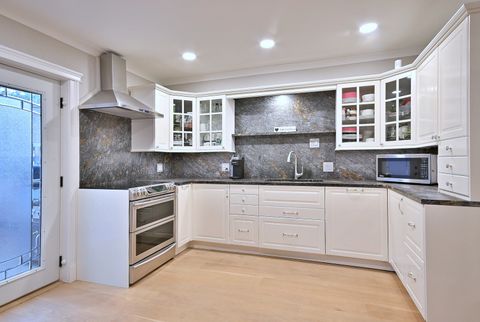 Tiny photo for 5 N Tower Road, Oak Brook, IL 60523 (MLS # 12487780)