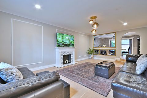 Tiny photo for 5 N Tower Road, Oak Brook, IL 60523 (MLS # 12487780)