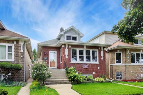 Tiny photo for 7911 W Westwood Drive, Elmwood Park, IL 60707 (MLS # 12740839)