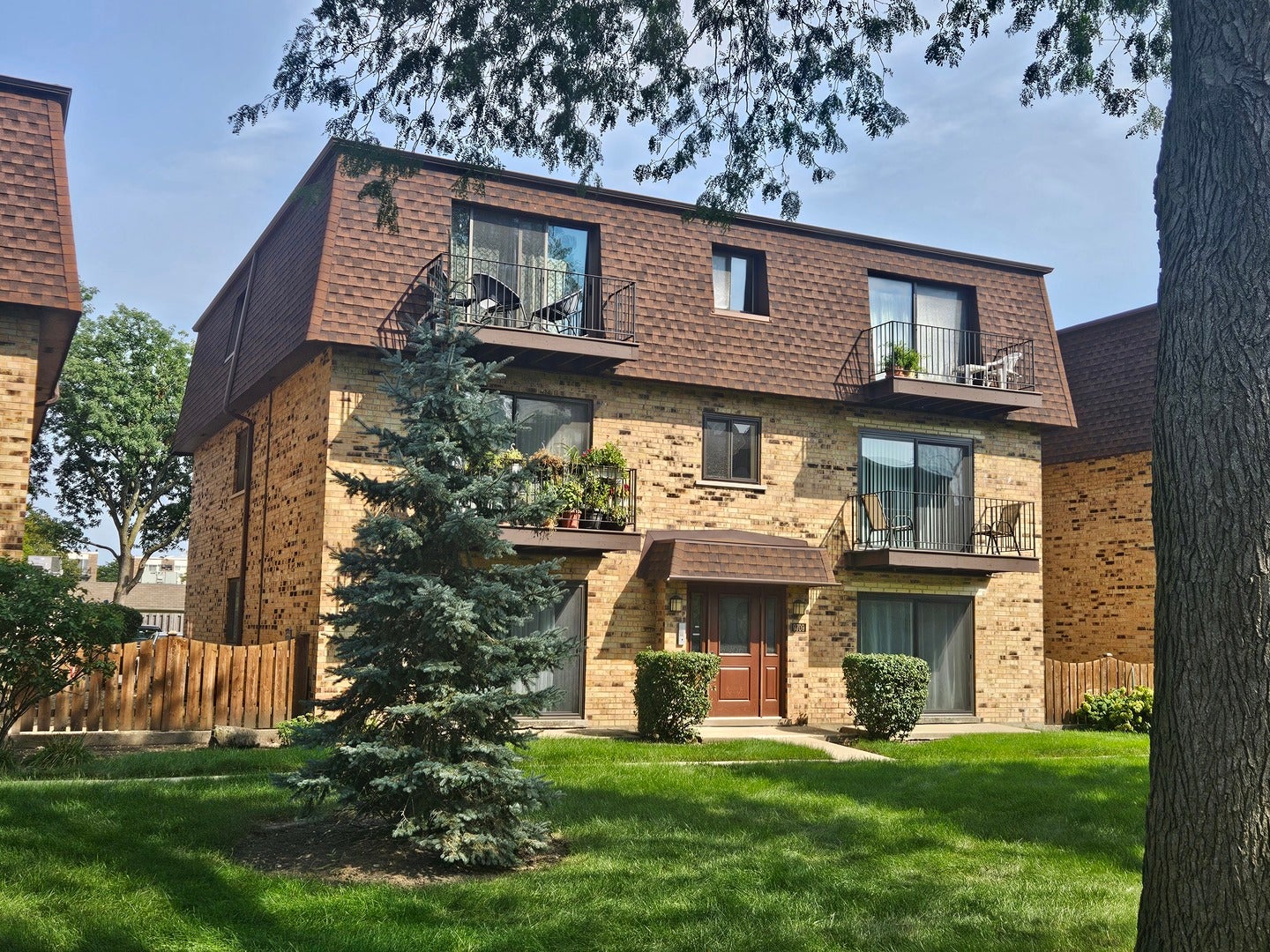 9709 Bianco Terrace E
