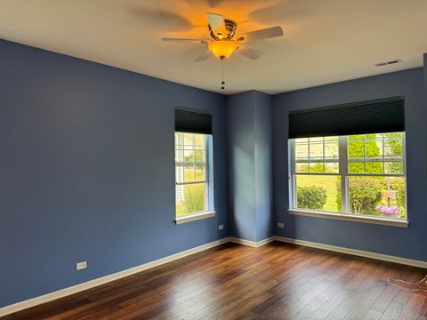 Tiny photo for 870 Prescott Lane, Pingree Grove, IL 60140 (MLS # 12477052)