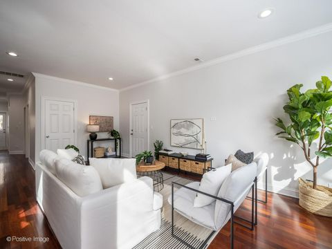 Tiny photo for 4648 N Winthrop Avenue #2A, Chicago, IL 60640 (MLS # 12589862)
