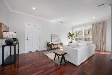 Tiny photo for 4648 N Winthrop Avenue #2A, Chicago, IL 60640 (MLS # 12589862)