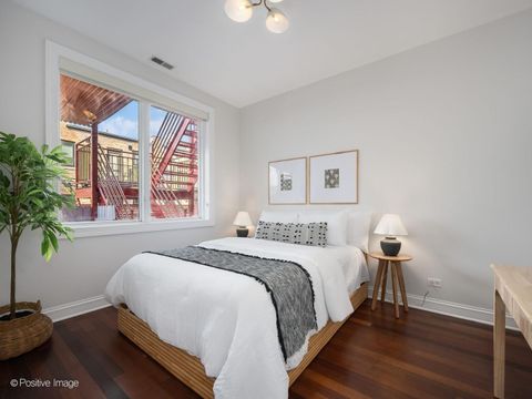 Tiny photo for 4648 N Winthrop Avenue #2A, Chicago, IL 60640 (MLS # 12589862)