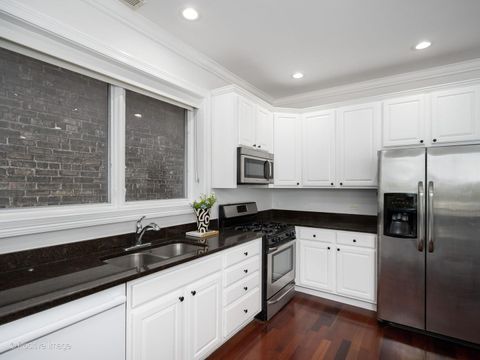 Tiny photo for 4648 N Winthrop Avenue #2A, Chicago, IL 60640 (MLS # 12589862)