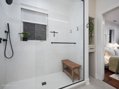 Tiny photo for 4648 N Winthrop Avenue #2A, Chicago, IL 60640 (MLS # 12589862)