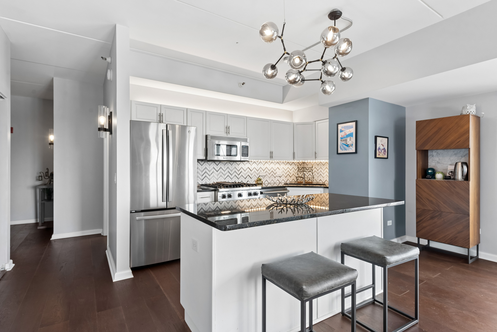 4848 N SHERIDAN Road 605