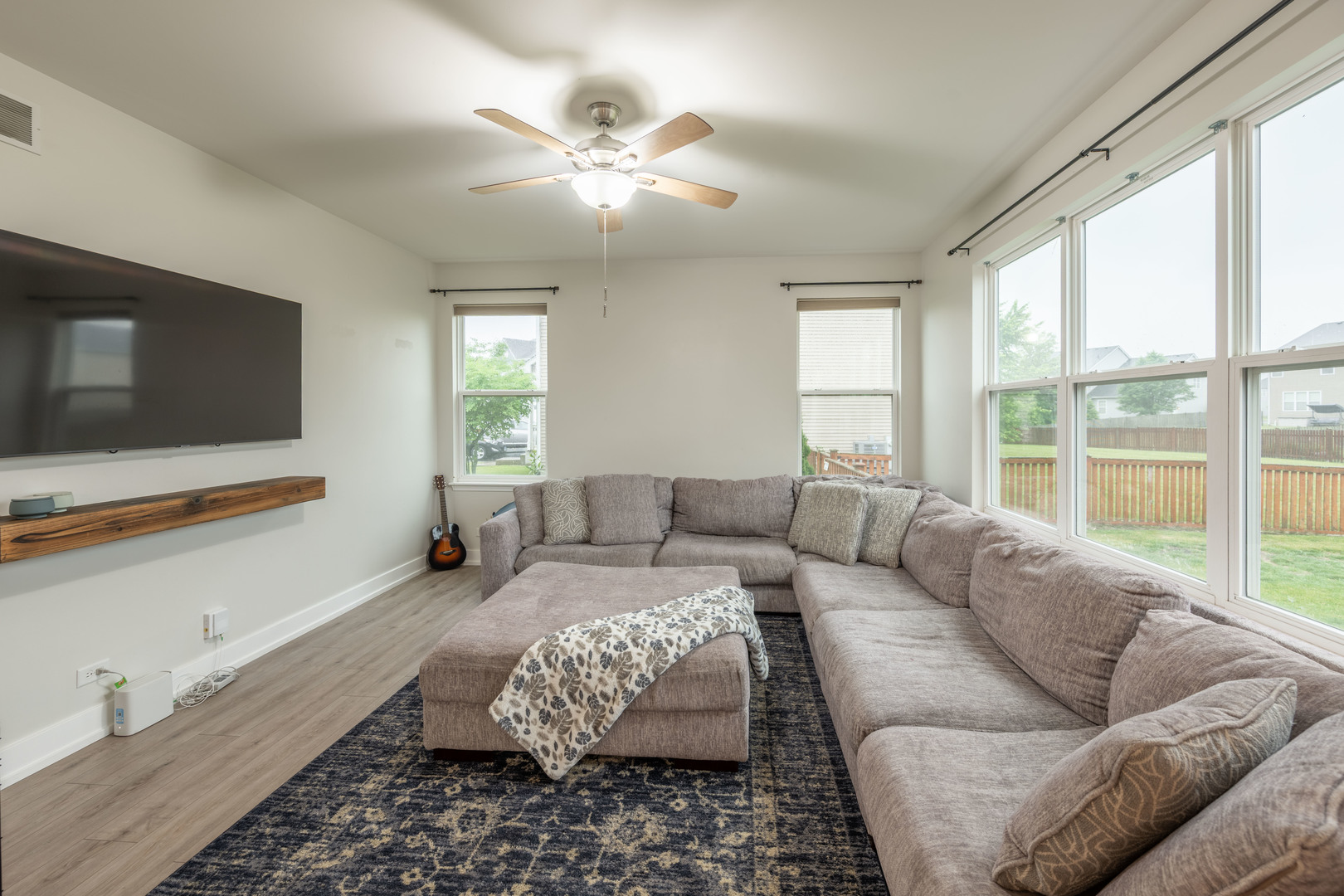4333 SCHOFIELD Drive