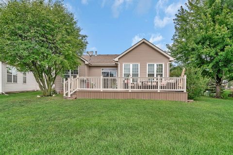 Tiny photo for 21201 Lily Lake Lane, Crest Hill, IL 60403 (MLS # 12486098)