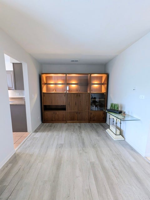 Tiny photo for 9318 Montgomery Drive #9318, Orland Park, IL 60462 (MLS # 12706269)