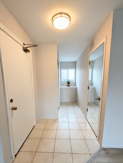 Tiny photo for 9318 Montgomery Drive #9318, Orland Park, IL 60462 (MLS # 12706269)