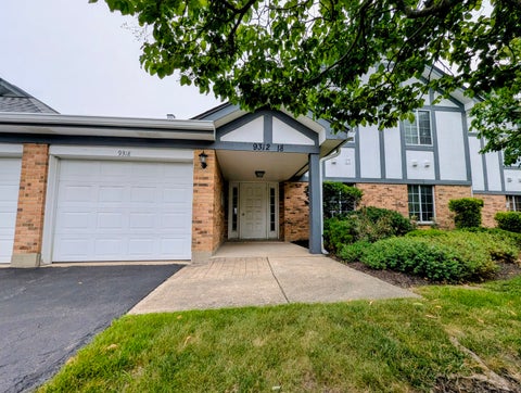 Tiny photo for 9318 Montgomery Drive #9318, Orland Park, IL 60462 (MLS # 12706269)