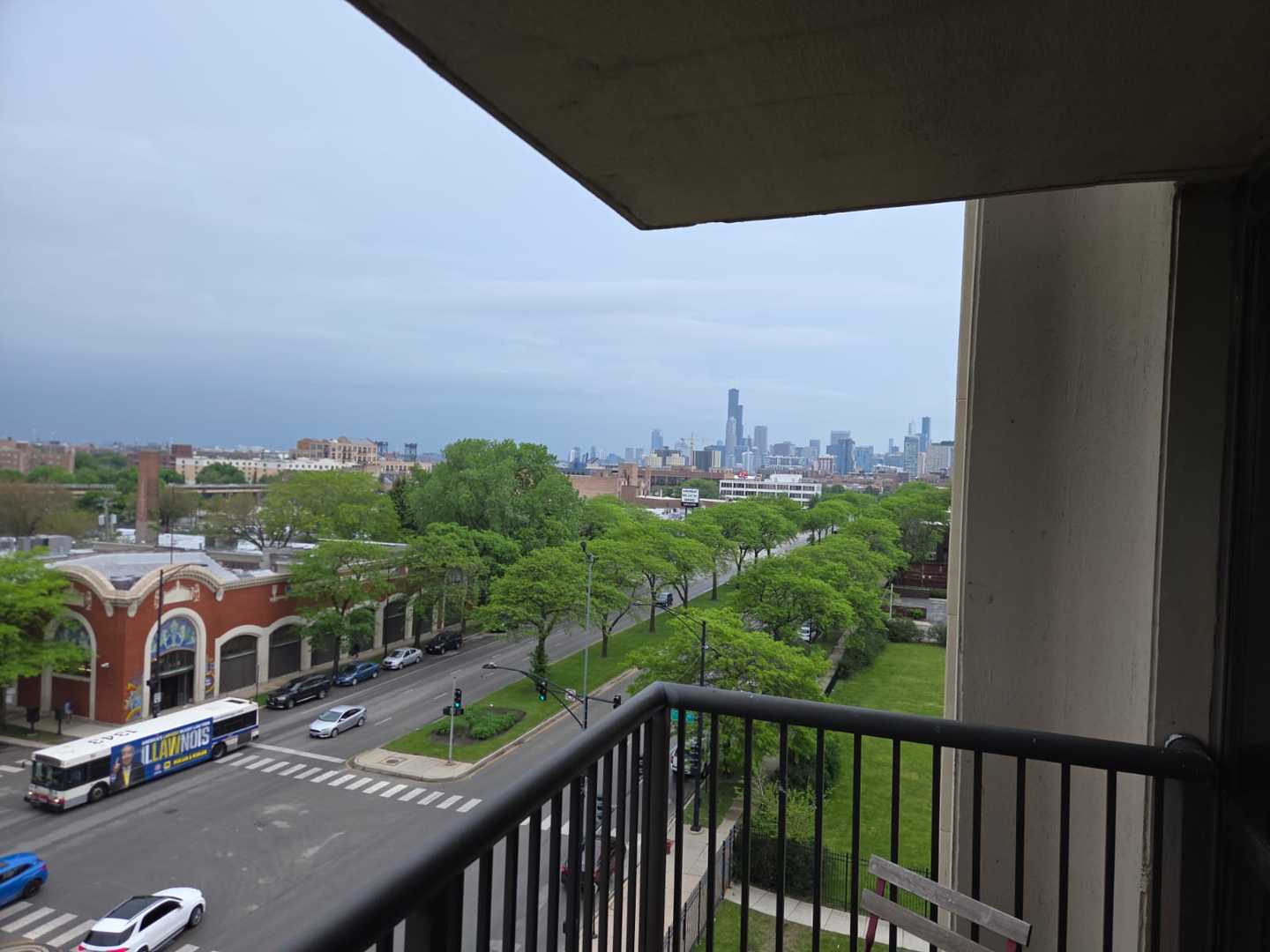 2901 S Michigan Avenue 506