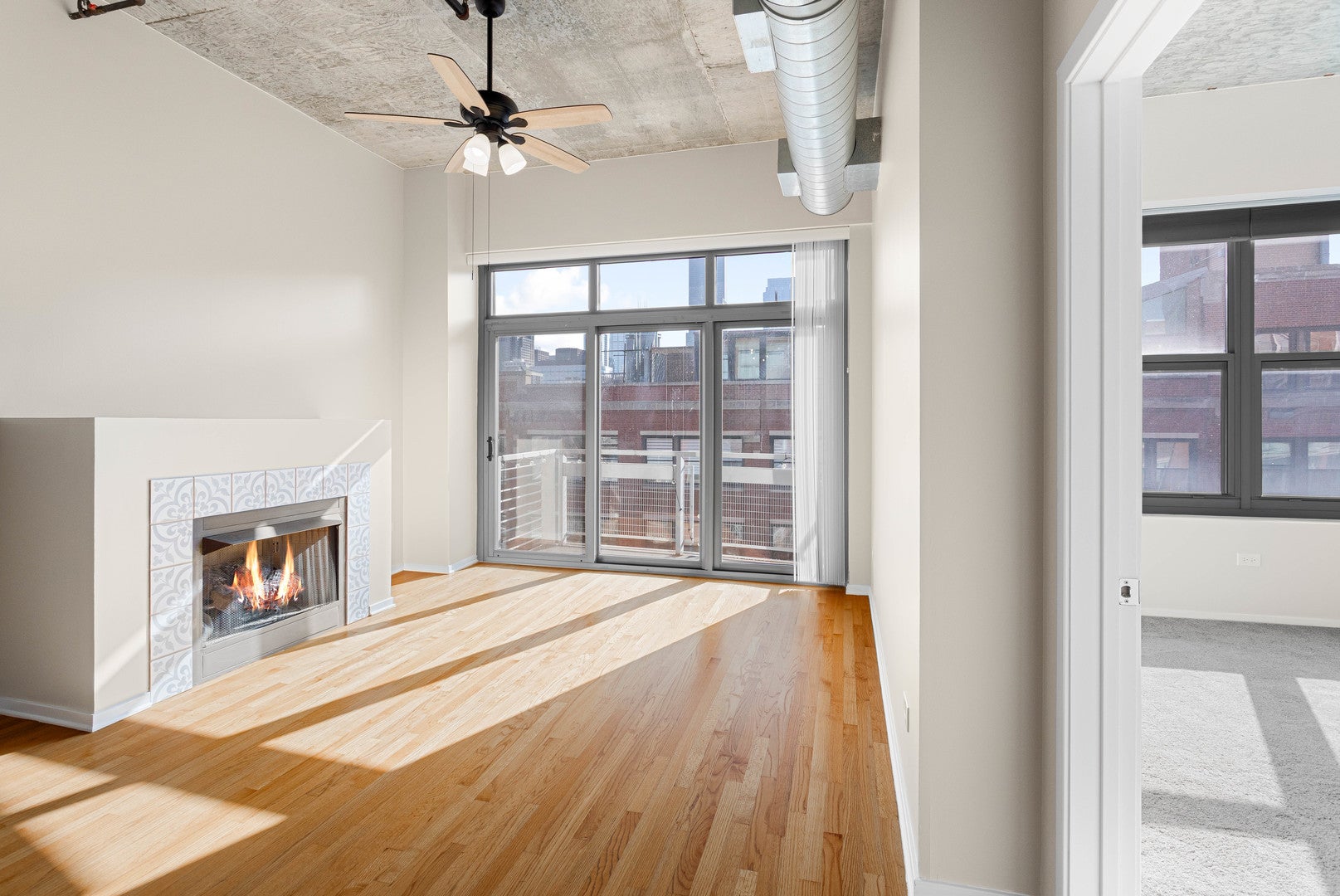 933 W Van Buren Street 803