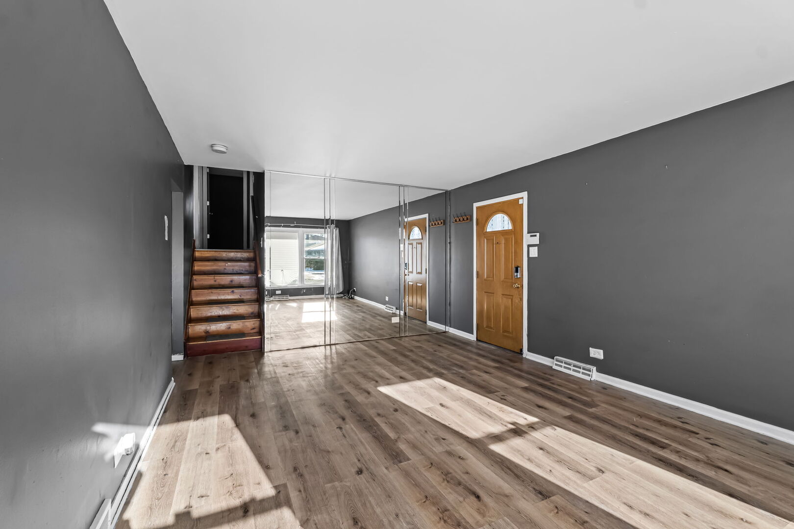 1134 E 152nd Street