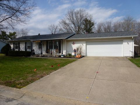 Photo of 3 Deerefield Court, Clinton, IL 61727 (MLS # 12613680)