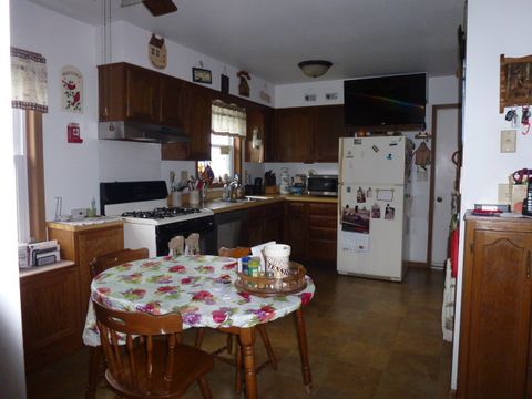 Tiny photo for 3 Deerefield Court, Clinton, IL 61727 (MLS # 12613680)