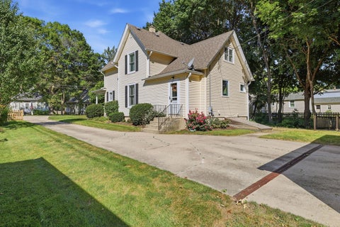 Tiny photo for 222 N 5th Street, St. Charles, IL 60174 (MLS # 12752518)