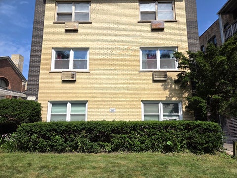 Photo of 6921 N Ashland Boulevard #1B, Chicago, IL 60626 (MLS # 12712735)