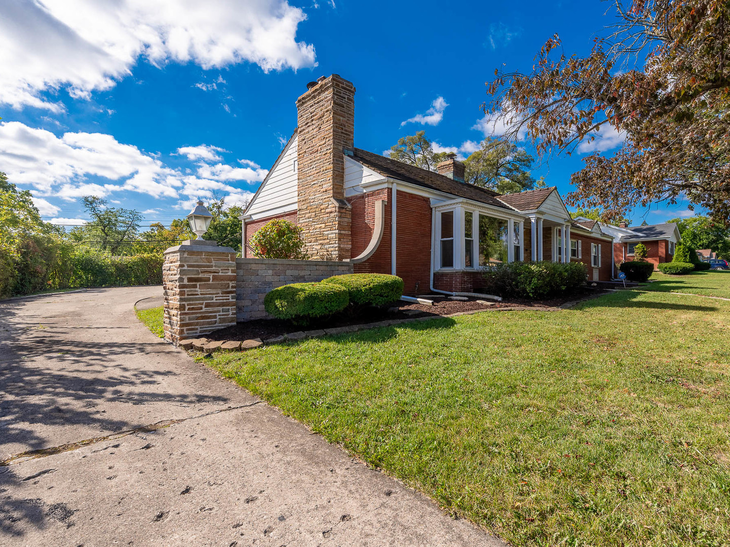 258 W Highland Drive