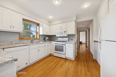 Tiny photo for 0S414 Cadwell Avenue, Elmhurst, IL 60126 (MLS # 12430909)