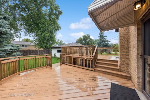 Tiny photo for 0S414 Cadwell Avenue, Elmhurst, IL 60126 (MLS # 12430909)
