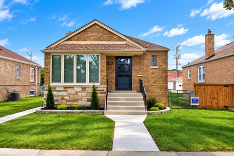 Photo of 5352 S Neva Avenue, Chicago, IL 60638 (MLS # 12768111)