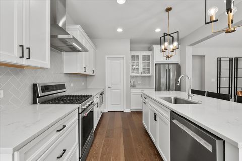 Tiny photo for 13101 Eliza Court, Lemont, IL 60439 (MLS # 12472076)