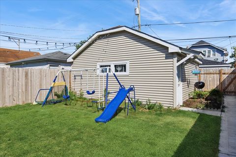 Tiny photo for 5736 W Roscoe Street, Chicago, IL 60634 (MLS # 12435877)