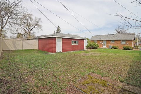 Tiny photo for 6027 Washington Street, Chicago Ridge, IL 60415 (MLS # 12617739)
