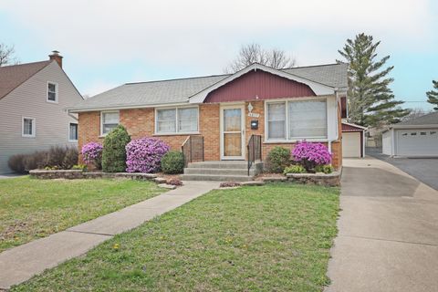 Tiny photo for 6027 Washington Street, Chicago Ridge, IL 60415 (MLS # 12617739)