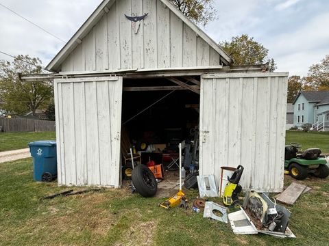 Tiny photo for 201 N Meadow Street, Grant Park, IL 60940 (MLS # 12504720)