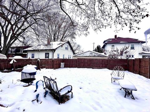 Tiny photo for 1611 25TH Street, Moline, IL 61265 (MLS # QC4269956)