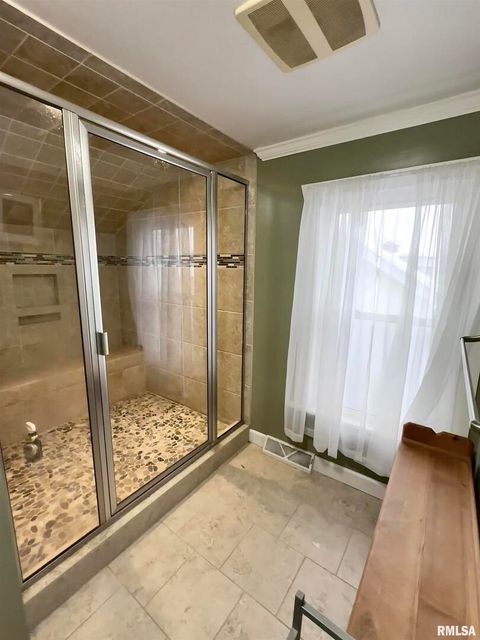 Tiny photo for 1611 25TH Street, Moline, IL 61265 (MLS # QC4269956)