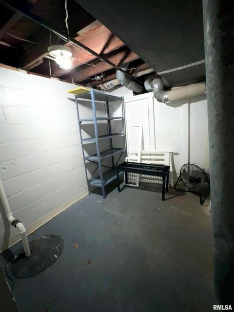 Tiny photo for 1611 25TH Street, Moline, IL 61265 (MLS # QC4269956)