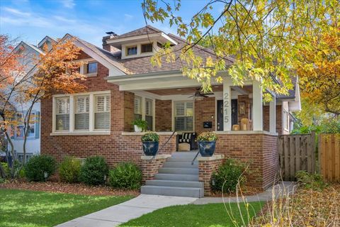 Photo of 2215 Wesley Avenue, Evanston, IL 60201 (MLS # 12557025)