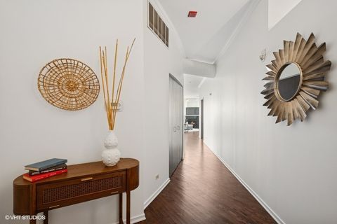 Tiny photo for 910 S Michigan Avenue #1111, Chicago, IL 60605 (MLS # 12500754)