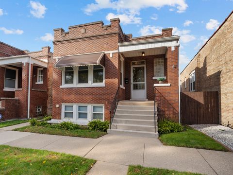Tiny photo for 2240 Wesley Avenue, Berwyn, IL 60402 (MLS # 12506049)