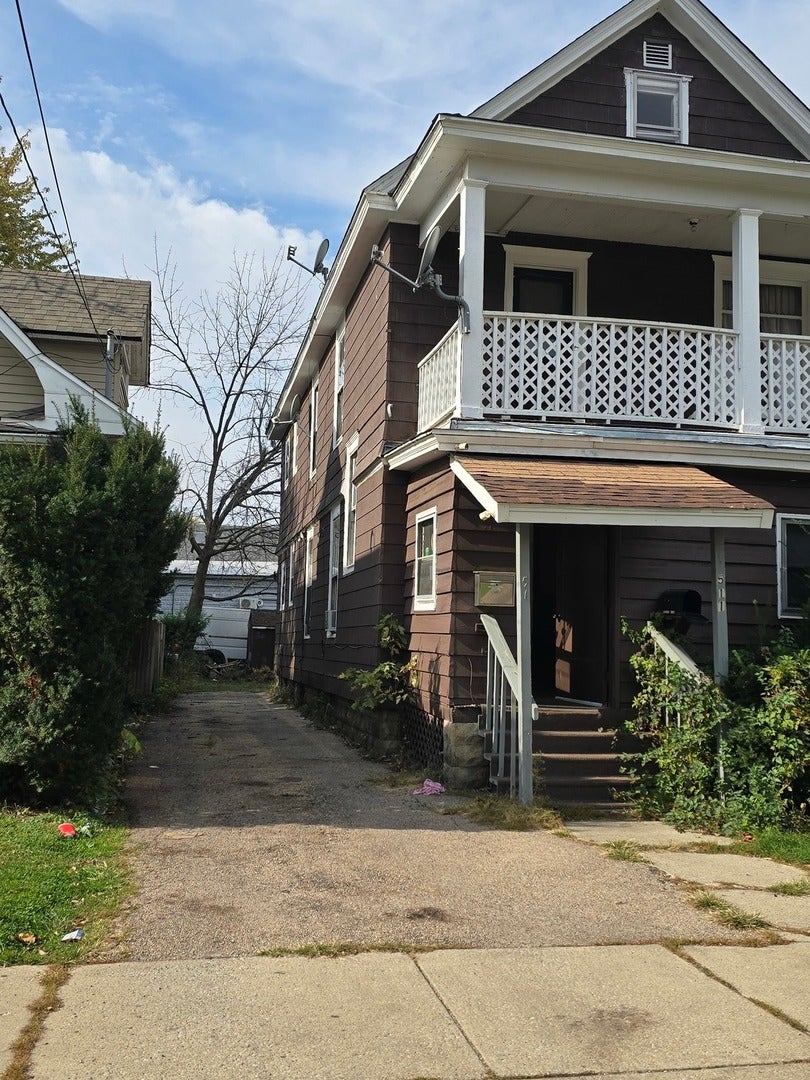511 Jackson Street