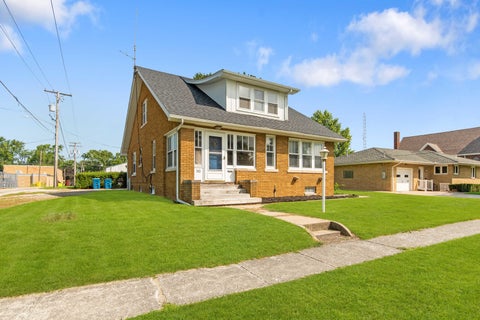 Photo of 312 W Fifth Street, Minonk, IL 61760 (MLS # 12717243)